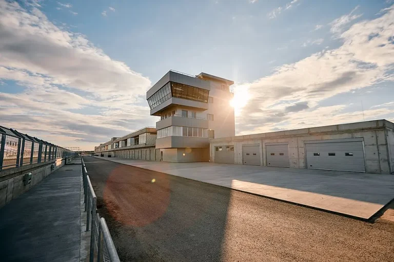 MotoGP Hongarije 2026: Alles over Balaton Park